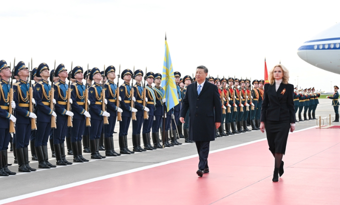 习近平抵达莫斯科对俄罗斯进行国事访问并出席纪念苏联伟大卫国战争胜利80周年庆典